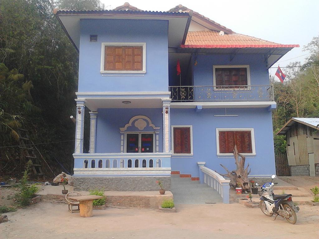 Phonephithak Guesthouse Muang Pakbèng Εξωτερικό φωτογραφία
